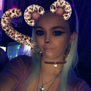 Meet your Posher, Natasha